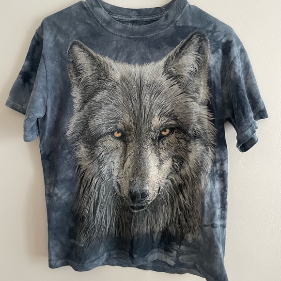 Wolf Graphic Shirt by The Mountain - Picture 1 of 5